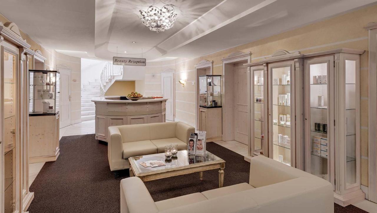 Almesberger Hotel 4*